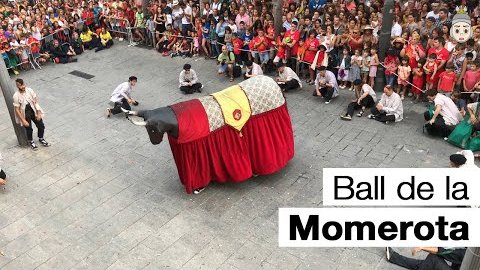 El Baile de la Momerota desde el Ayuntamiento de Mataró